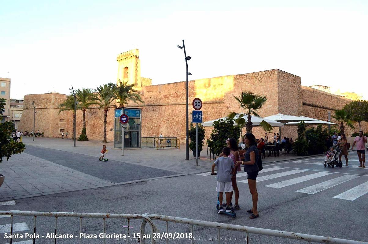 23 SANTA POLA CHATEAU FORT ET PLACE GLORIETA (24).JPG